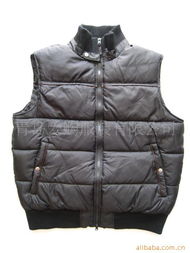 青島愛購服裝馬甲產(chǎn)品列表及鞋類批發(fā)指南