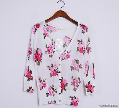 北京豐臺(tái)外貿(mào)服裝批發(fā)新動(dòng)態(tài) 秋冬裝毛衣毛衫20萬件到庫(kù)，引爆采購(gòu)熱潮