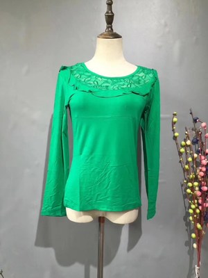 40歲女士新款長(zhǎng)袖打底衫8元低價(jià)熱銷，服裝批發(fā)網(wǎng)助您輕松創(chuàng)業(yè)